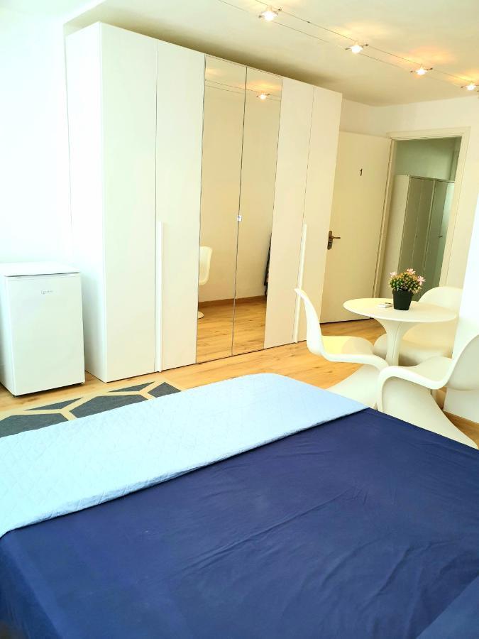 Central City Rooms Ольбія Екстер'єр фото